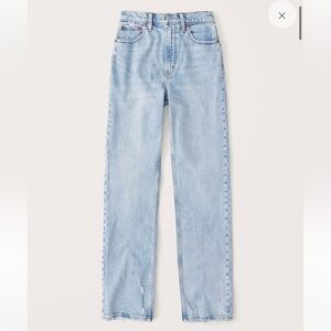 Abercrombie Ultra High Rise 90s Straight Jean Size 25